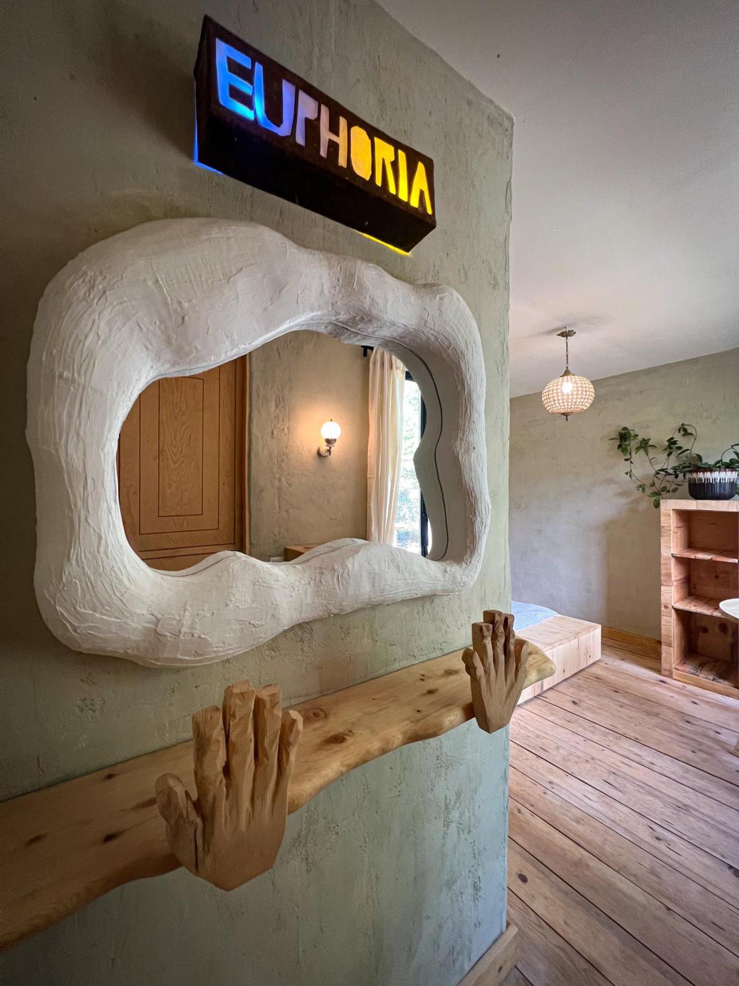 Karma Hostel Martvili Exteriér fotografie