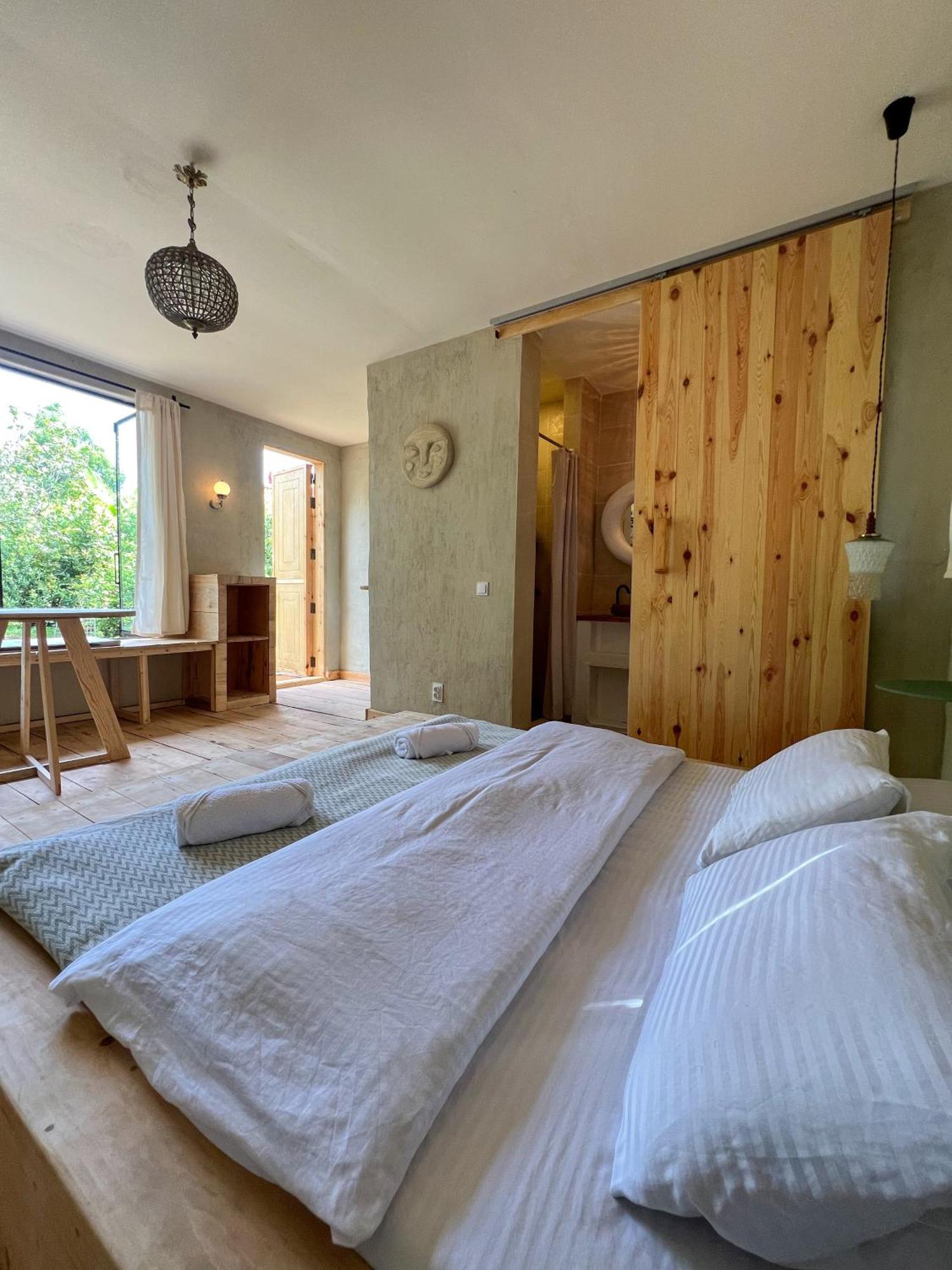 Karma Hostel Martvili Exteriér fotografie